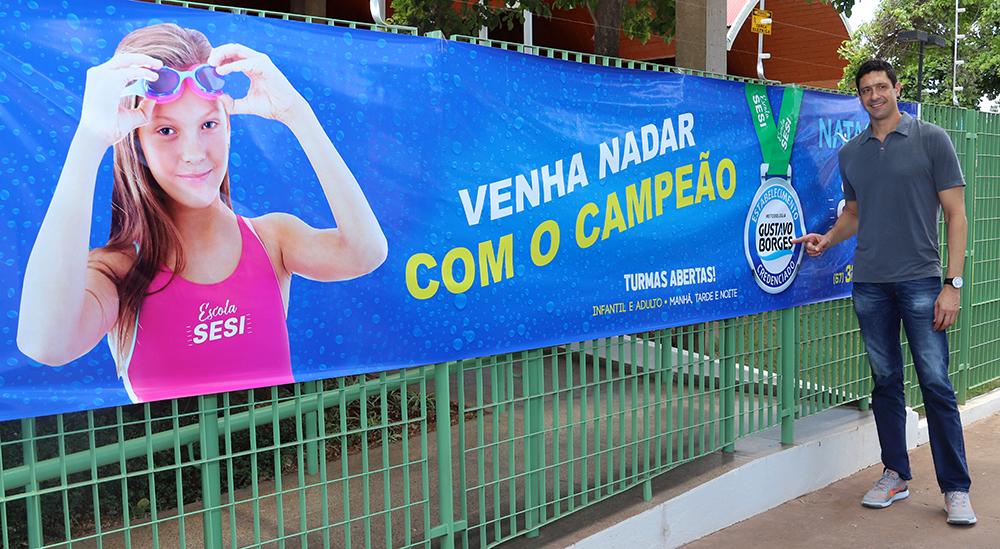 Gustavo Borges estará na Escola do Sesi de Três Lagoas nesta segunda-feira