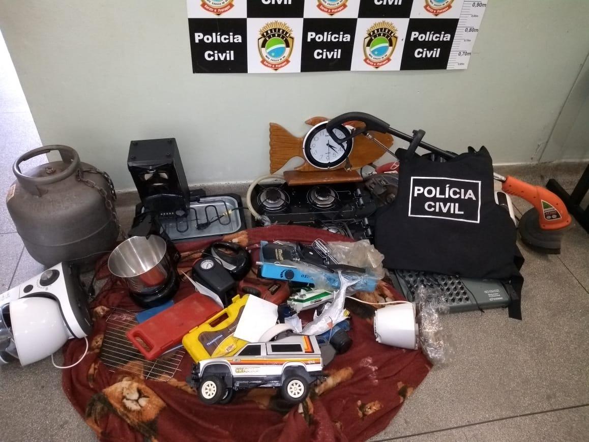 Ladrão é preso após realizar “mudança” e levar diversos produtos de residência Ladrão é preso após realizar “mudança” e levar diversos produtos de residência