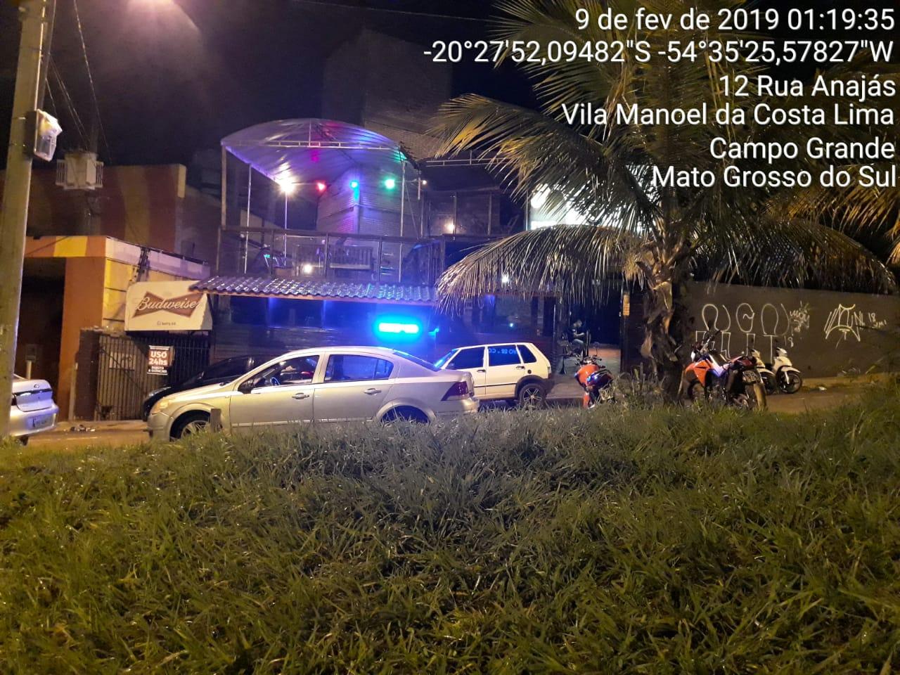 Polícia Militar e outros órgãos fecham bar, autuam proprietários em R$ 10 mil e apreendem aparelhagens de som
