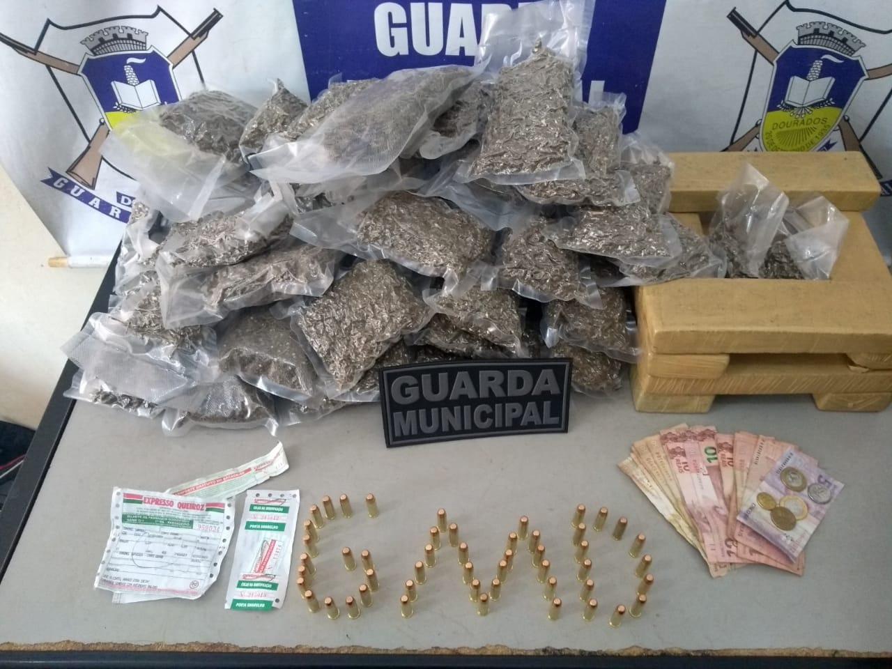 Super maconha e munições são apreendidos em Dourados Super maconha e munições são apreendidos em Dourados
