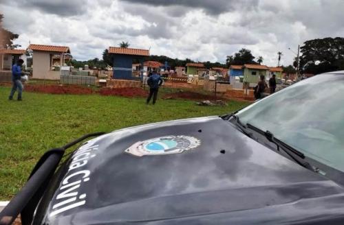 Tarado desenterrou mulher no interior, deu banho no corpo e levou para Campo Grande