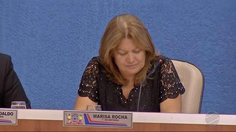 Secretária de esportes é presa acusada de chefiar organização criminosa Secretária de esportes é presa acusada de chefiar organização criminosa