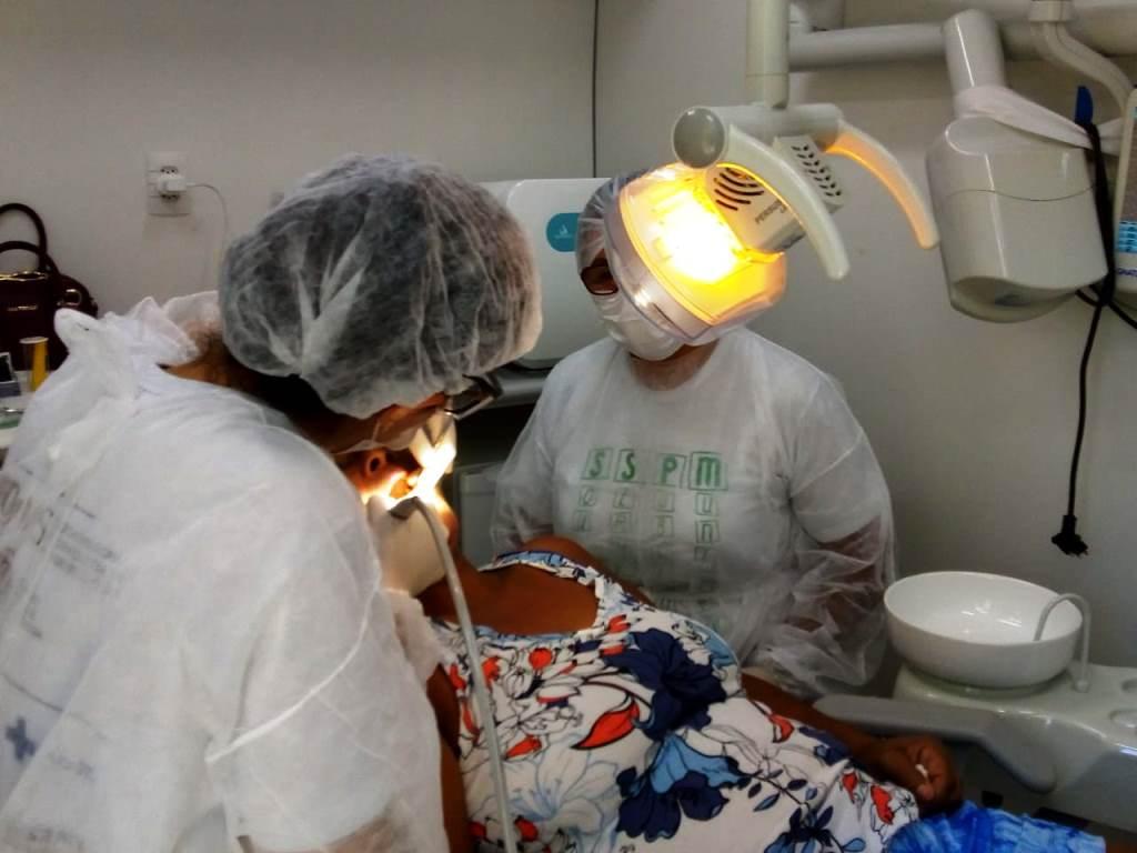 Trailer Odontológico volta para a cidade e atenderá na escola da Vila Alegre