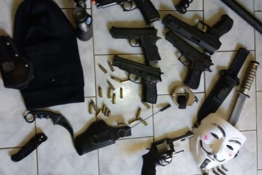 Após ameaçar colegas da escola, adolescente foi apreendido na Grande Curitiba