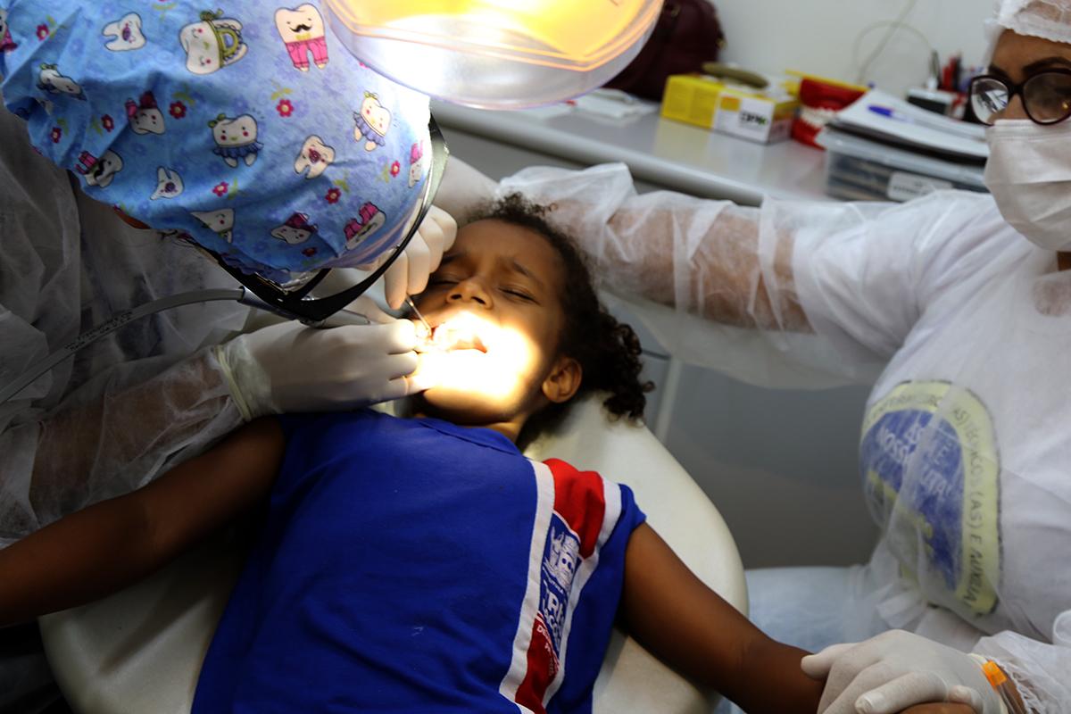 Crianças da Escola “Joaquim Marques de Souza” iniciam tratamento odontológico