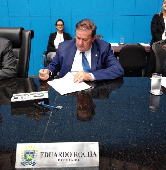 Eduardo Rocha apresenta indicação em que solicita rondas policiais em bairro da Capital