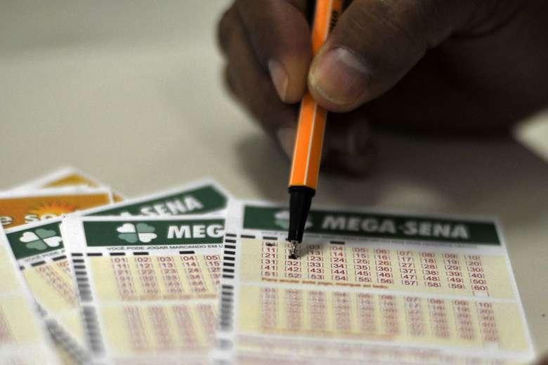 Mega-Sena acumula de novo e prêmio chega a R$ 73 milhões