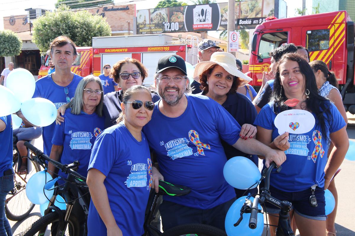 Secretária de Saúde de Três Lagoas participa de 3ª Caminhada pela Conscientização do Autismo