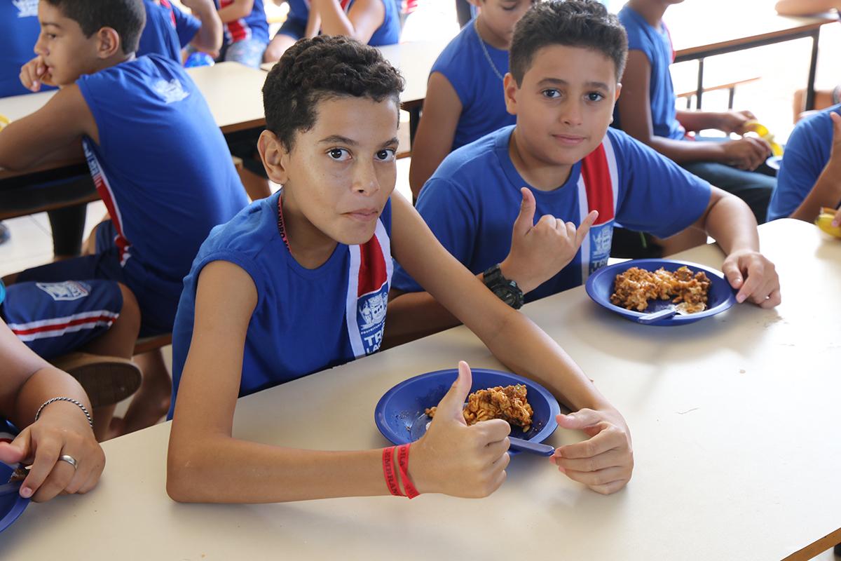 Mais de 32.500 refeições/dia são distribuídas na Rede Municipal de Ensino de Três Lagoas