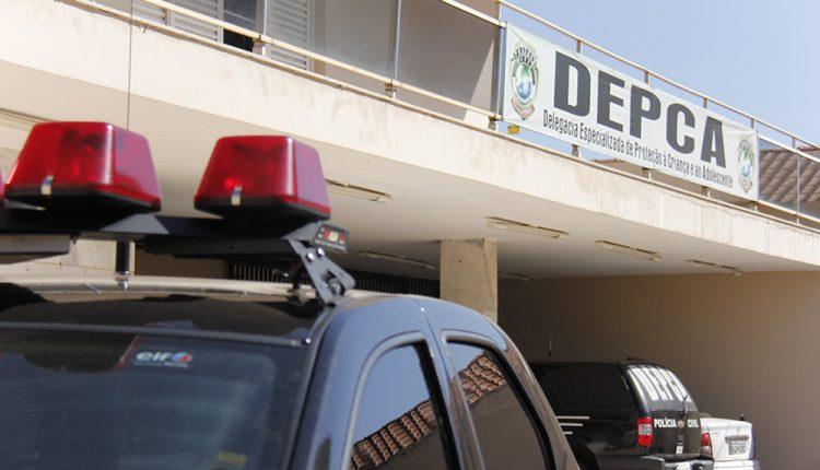 Polícia investiga envio de ameaças e fotos de mortos a 8 adolescentes Polícia investiga envio de ameaças e fotos de mortos a 8 adolescentes
