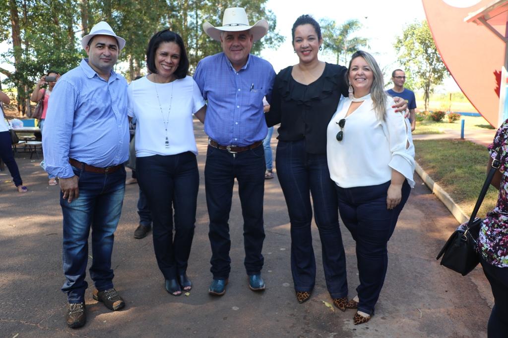 Prefeito Angelo Guerreiro entrega reforma da Escola “Antônio Camargo Garcia”