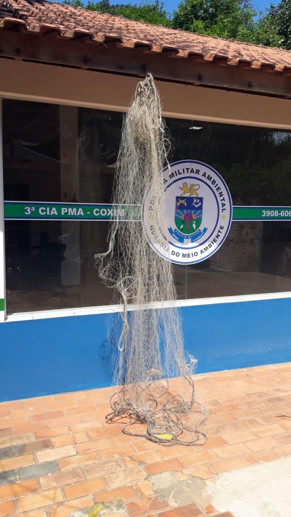 PMA fiscaliza  embarcações e aprende petrechos ilegais em afluentes e no rio Taquari