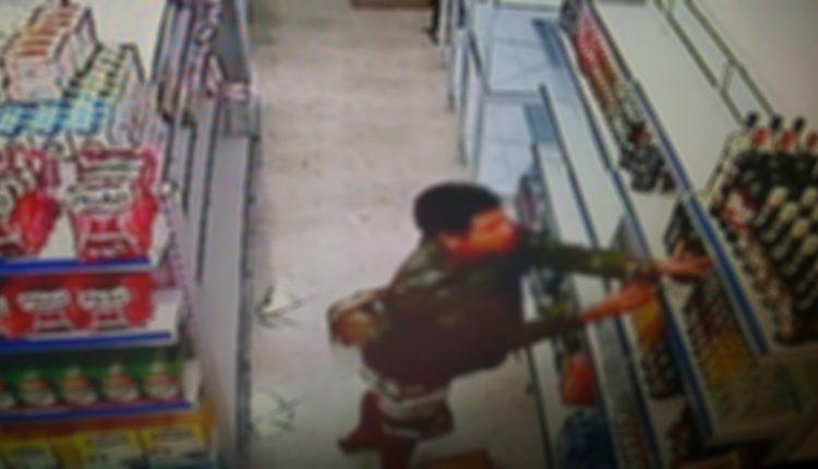 Dona de loja se esconde e pega no flagra ladrão tentando furtar produtos de limpeza