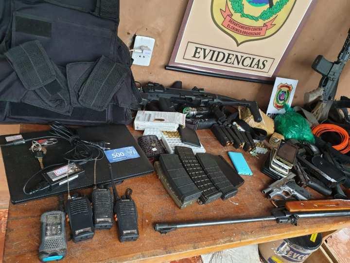 Troca de tiros com a polícia deixa seis mortos na Fronteira