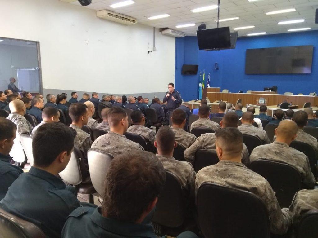 Polícia Militar realiza formatura geral em Três Lagoas