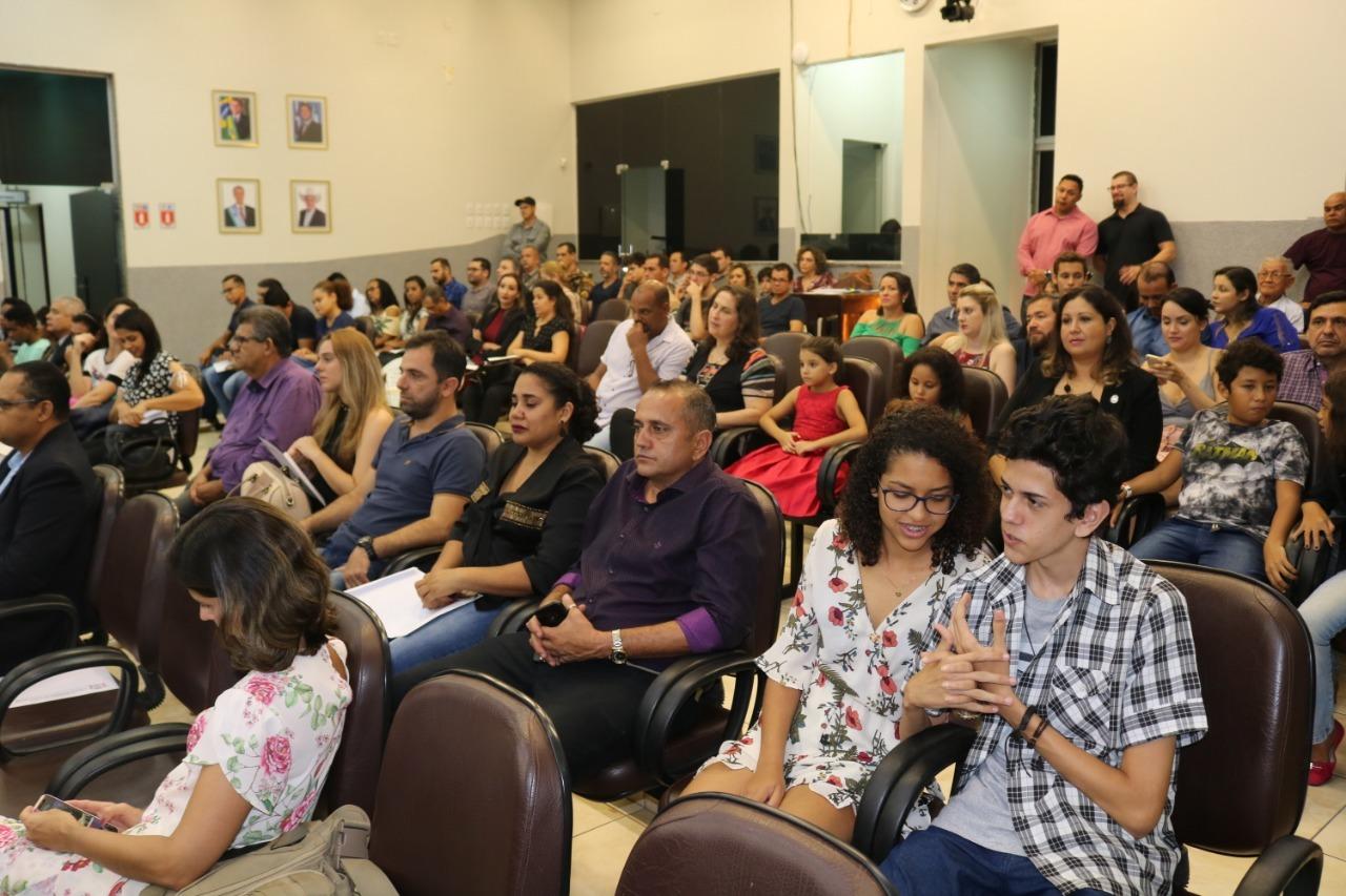 Em sessão solene, Câmara Municipal de Três Lagoas concede honrarias à Polícia Civil do MS