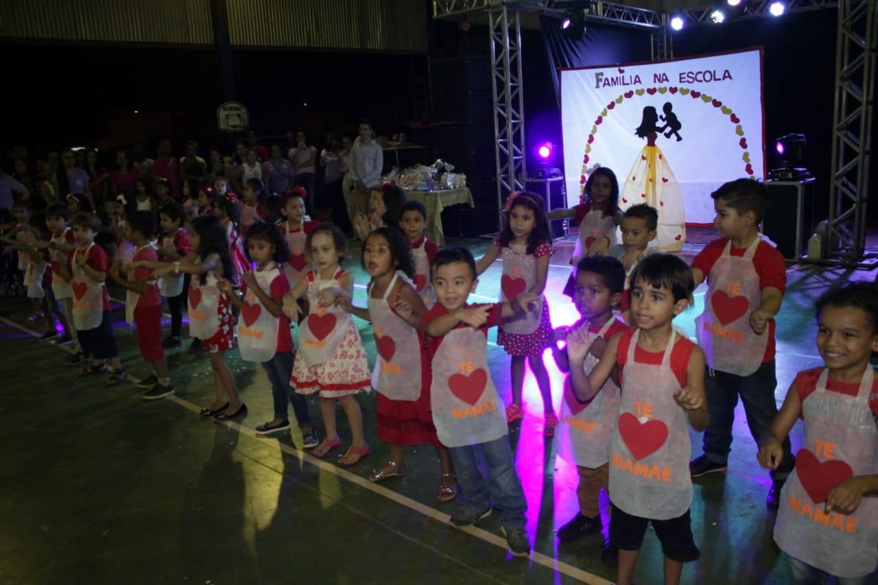 Escolas e Centros de Educação Infantil de Três Lagoas homenagearam as mães pelo seu Dia