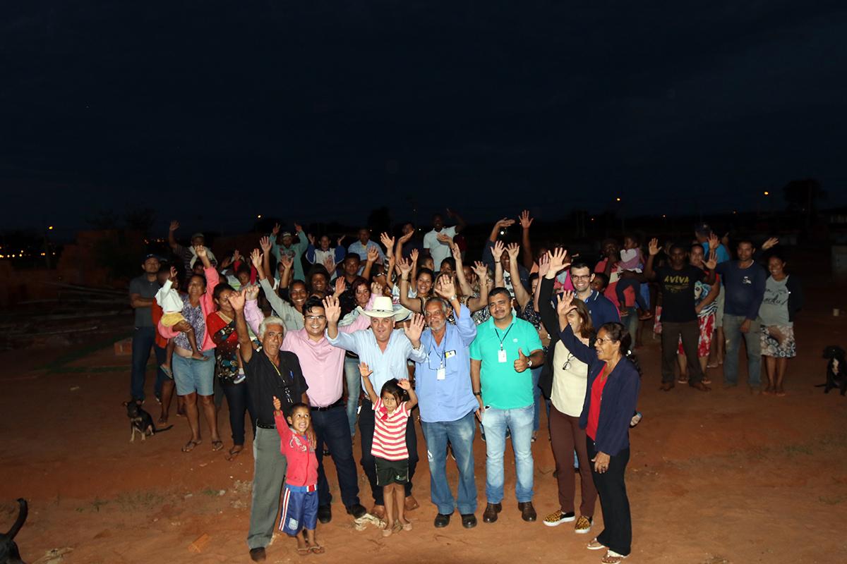 Prefeito de Três Lagoas anuncia ligação de água às famílias já residentes nos lotes do Jardim das Primaveras