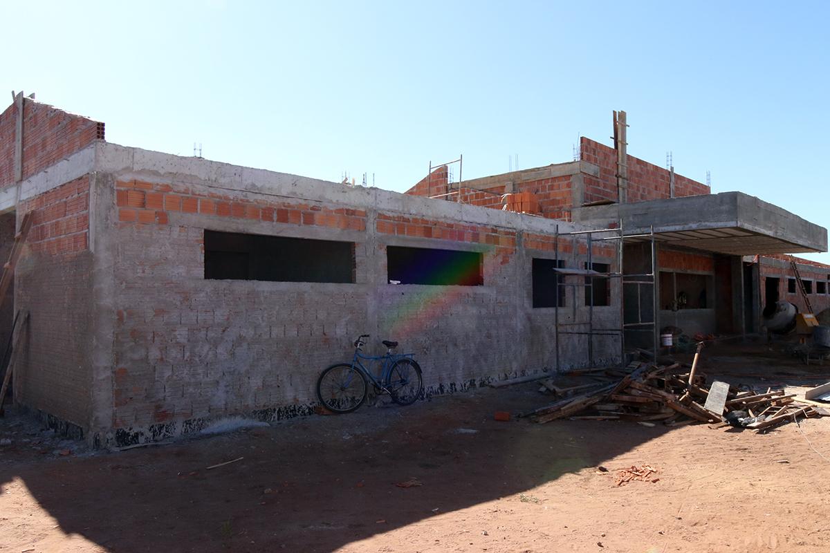 Com as paredes levantadas, prédio do CAPS II está prestes a receber cobertura