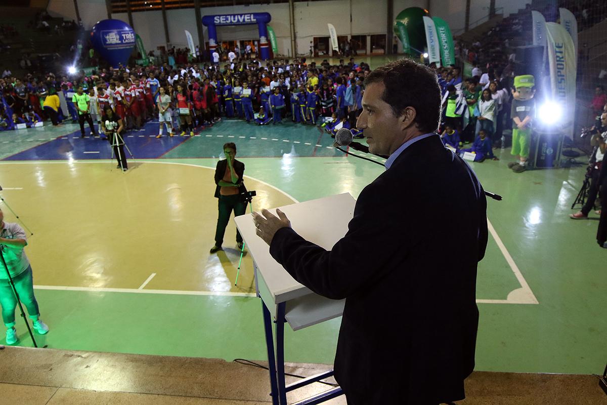 Solenidade dá início aos Jogos Escolares da Juventude de futsal em Três Lagoas