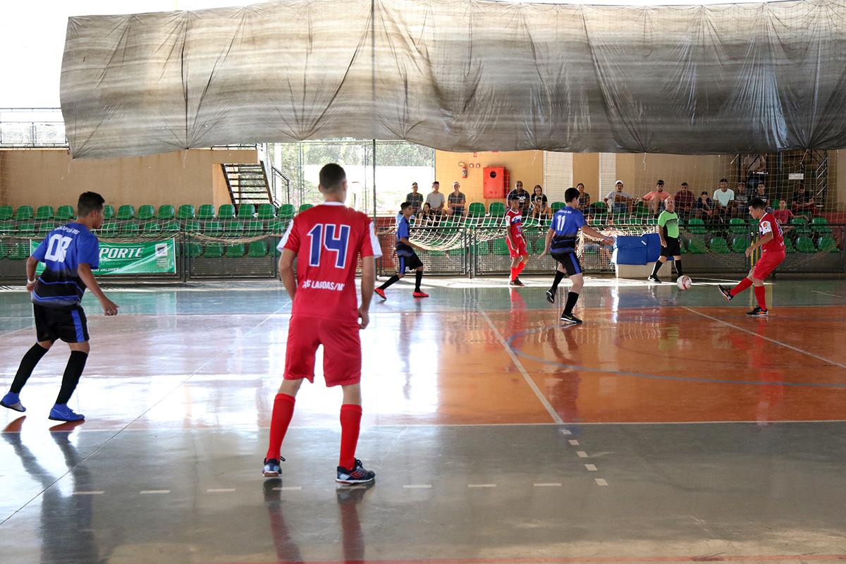 Jogos Escolares da Juventude: SEJUVEL E FUNDESPORTE entregam premiação aos campeões de futsal