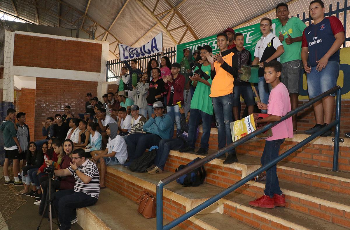 Três Lagoas está nas semifinais de basquete, handebol e vôlei nos Jogos Escolares da Juventude