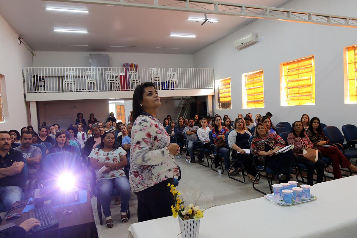 Diretores e coordenadores de CEIS e Escolas são orientados sobre Gripe Influenza A