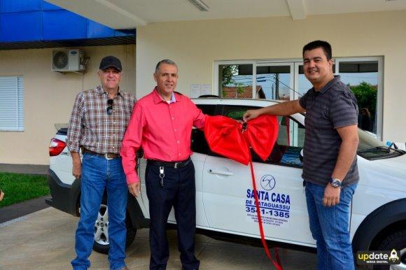 Santa Casa recebe veículo por meio de emenda de Eduardo Rocha