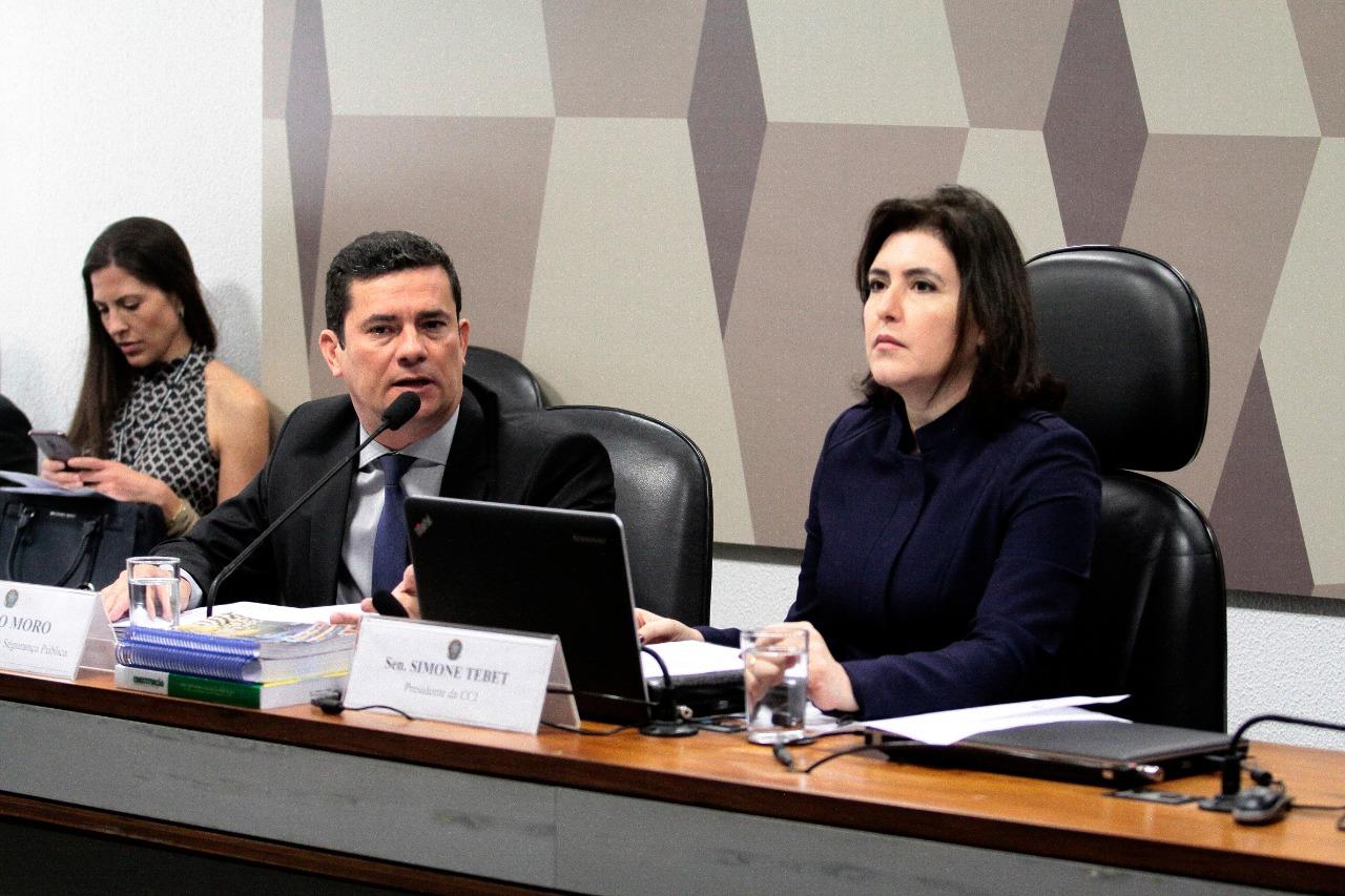 Simone Tebet articula para que Senado vote rapidamente posse de armas em área rural Simone Tebet articula para que Senado vote rapidamente posse de armas em área rural