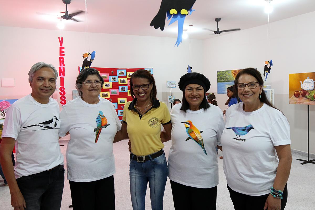 Professora de Três Lagoas prestigia artistas de Três Lagoas com projeto sobre Fauna e Flora