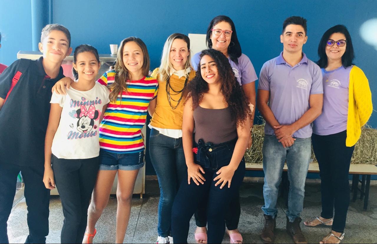 Alunos da Escola Municipal Olyntho Mancini prestigiam peça abordando o respeito e empoderamento feminino Alunos da Escola Municipal Olyntho Mancini prestigiam peça abordando o respeito e empoderamento feminino