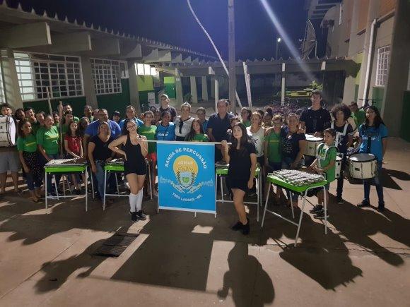 Deputado estadual Eduardo Rocha prestigia ensaio da banda de fanfarra da escola Jomap Deputado estadual Eduardo Rocha prestigia ensaio da banda de fanfarra da escola Jomap