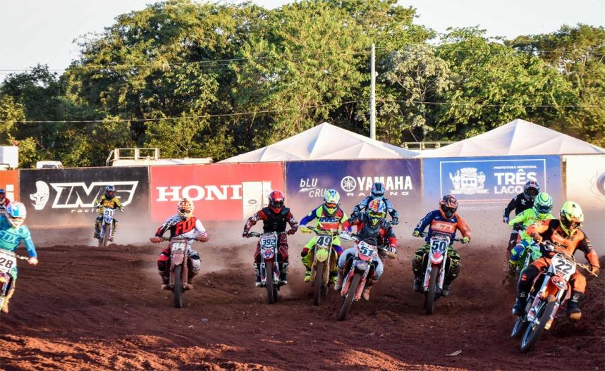 Vice-presidente Eduardo Rocha parabeniza responsáveis pelo campeonato Brasileiro de Motocross em TL Vice-presidente Eduardo Rocha parabeniza responsáveis pelo campeonato Brasileiro de Motocross em TL