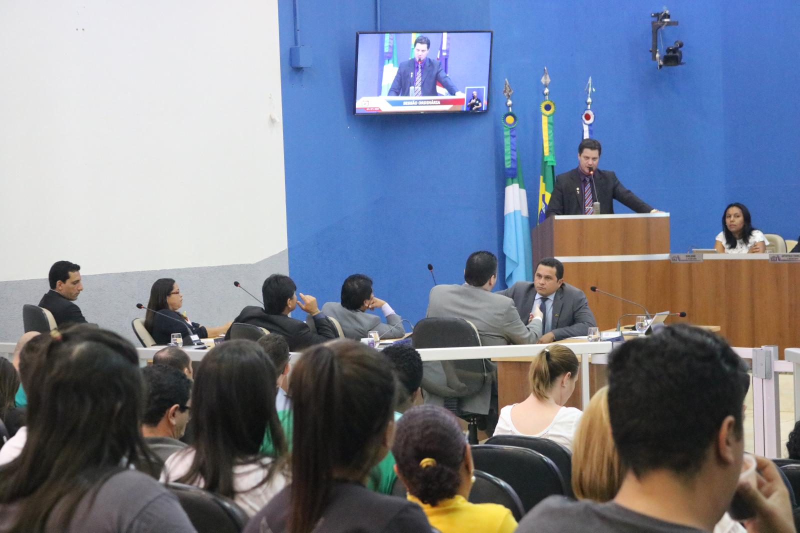 Câmara aprova projeto de lei  em benefício ao Shopping Popular
