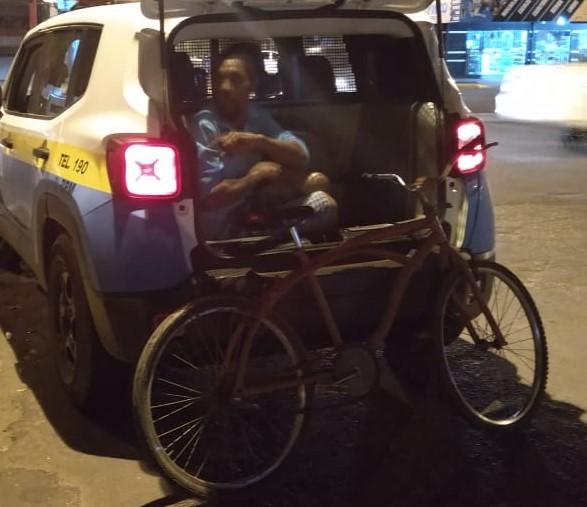 Polícia Militar prende autor por receptação com arma de brinquedo em Três Lagoas