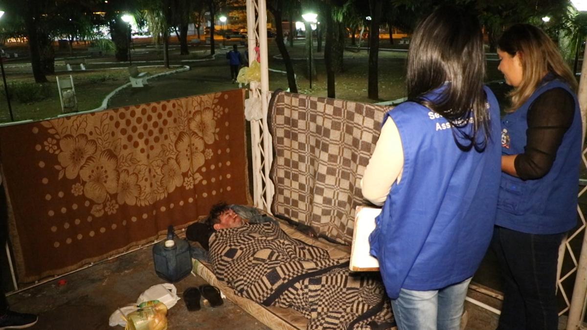 Assistência Social intensifica atendimento a pessoas em situação de rua devido baixas temperaturas em Três Lagoas Assistência Social intensifica atendimento a pessoas em situação de rua devido baixas temperaturas em Três Lagoas