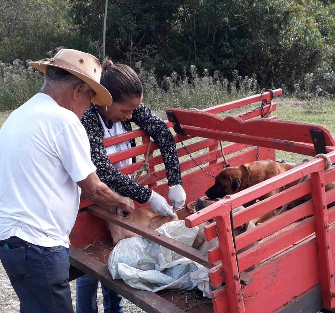 Equipes de Multivacinação na Zona Rural estão hoje (29) na Fazenda Periquitos