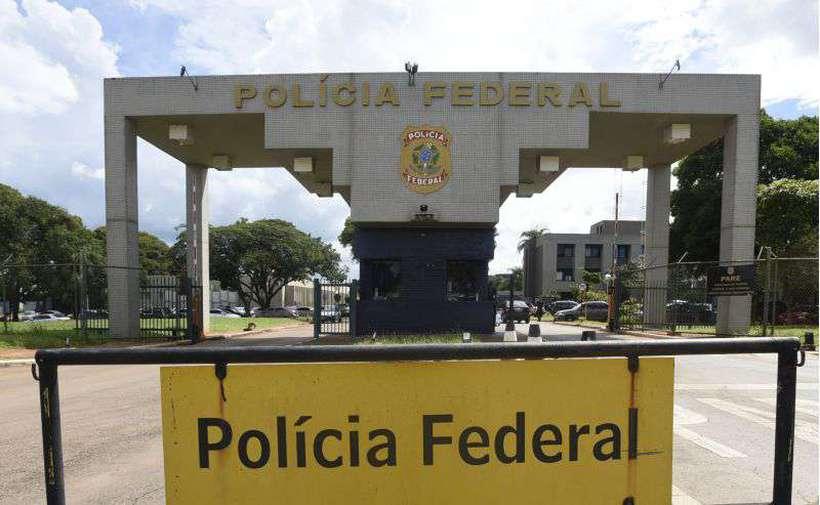 Após prisão, PF quer descobrir motivação de grupo que hackeou Moro