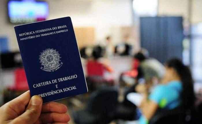 Com 13,1 milhões de desempregados, o que fazer para voltar ao mercado de trabalho?