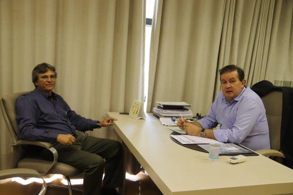 Eduardo Rocha recebe o prefeito de Basilândia e conversam sobre benfeitorias para o município
