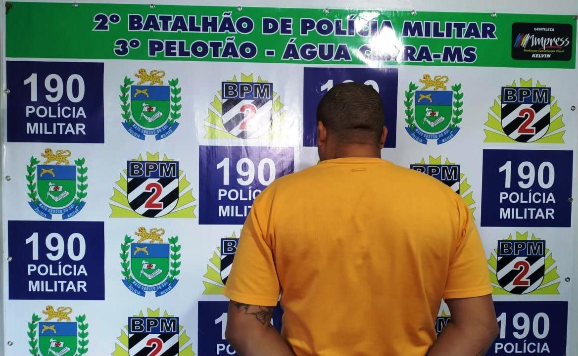Polícia Militar prende, em Água Clara, autor de homicídio ocorrido em Andradina-SP Polícia Militar prende, em Água Clara, autor de homicídio ocorrido em Andradina-SP