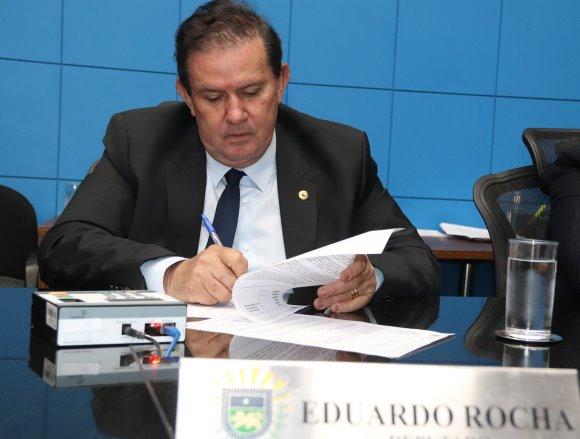 Deputado estadual Eduardo Rocha solicita operação tapa-buracos na MS-316