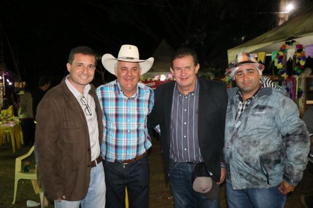 Deputado Eduardo Rocha marca presença em 3º Arraiá dos Amigos, em Três Lagoas