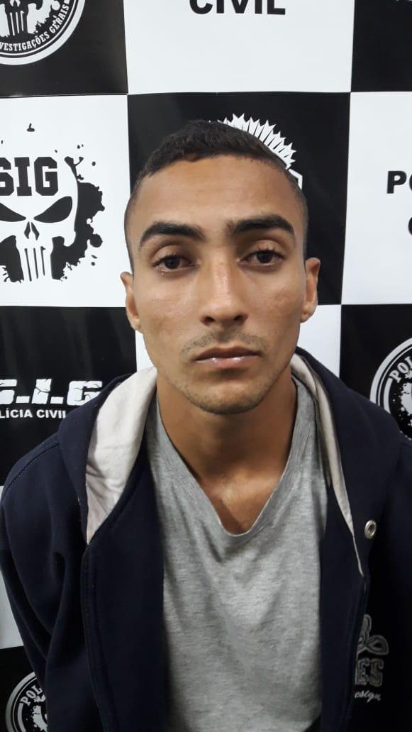 SIG prende assaltantes e apreende simulacro e veículo SIG prende assaltantes e apreende simulacro e veículo