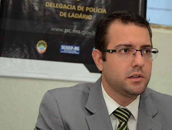 Emboscada e homicídio: delegado da Polícia Civil de MS vira réu por matar boliviano em ambulância Emboscada e homicídio: delegado da Polícia Civil de MS vira réu por matar boliviano em ambulância