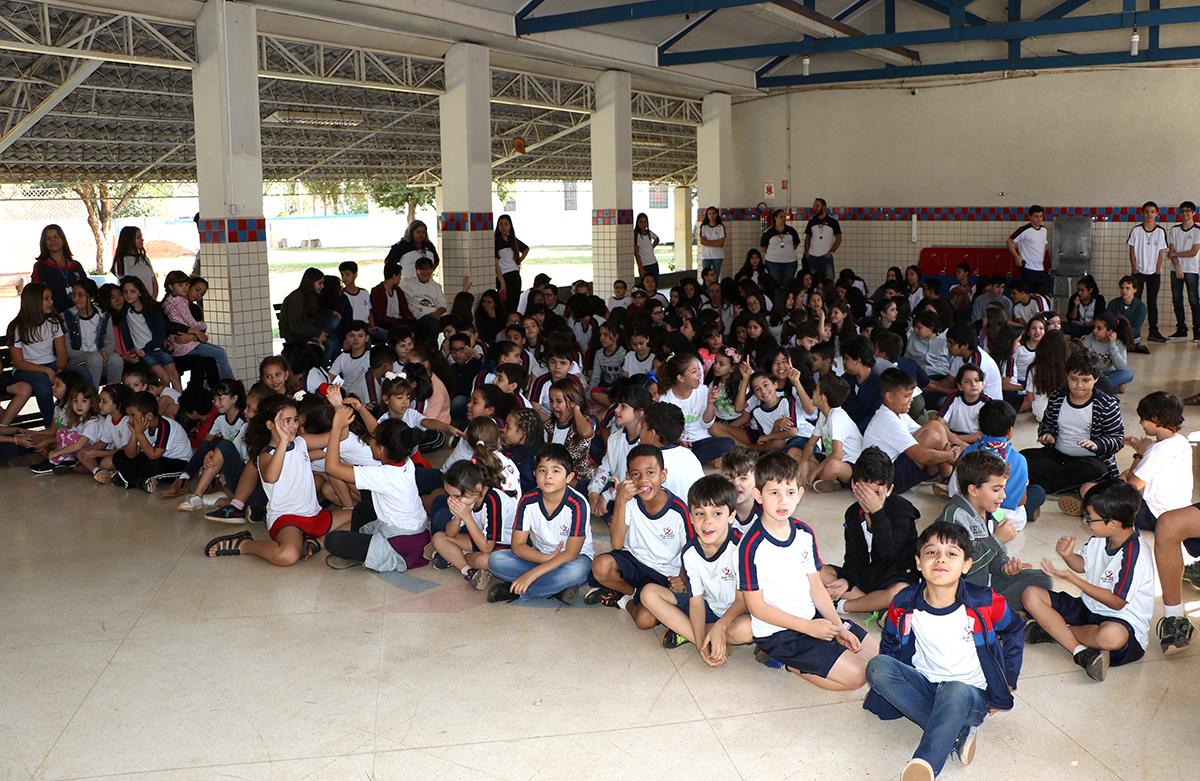 Meio Ambiente realiza palestra e apresentação teatral na Escola Salesiano – Dom Bosco Meio Ambiente realiza palestra e apresentação teatral na Escola Salesiano – Dom Bosco