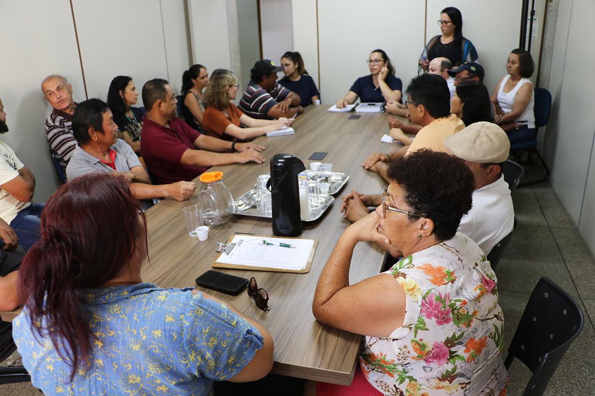 Departamento de Agronegócio, SEMAGRO e produtores rurais se reúnem para discutir novas regras do Programa de Aquisição de Alimentos