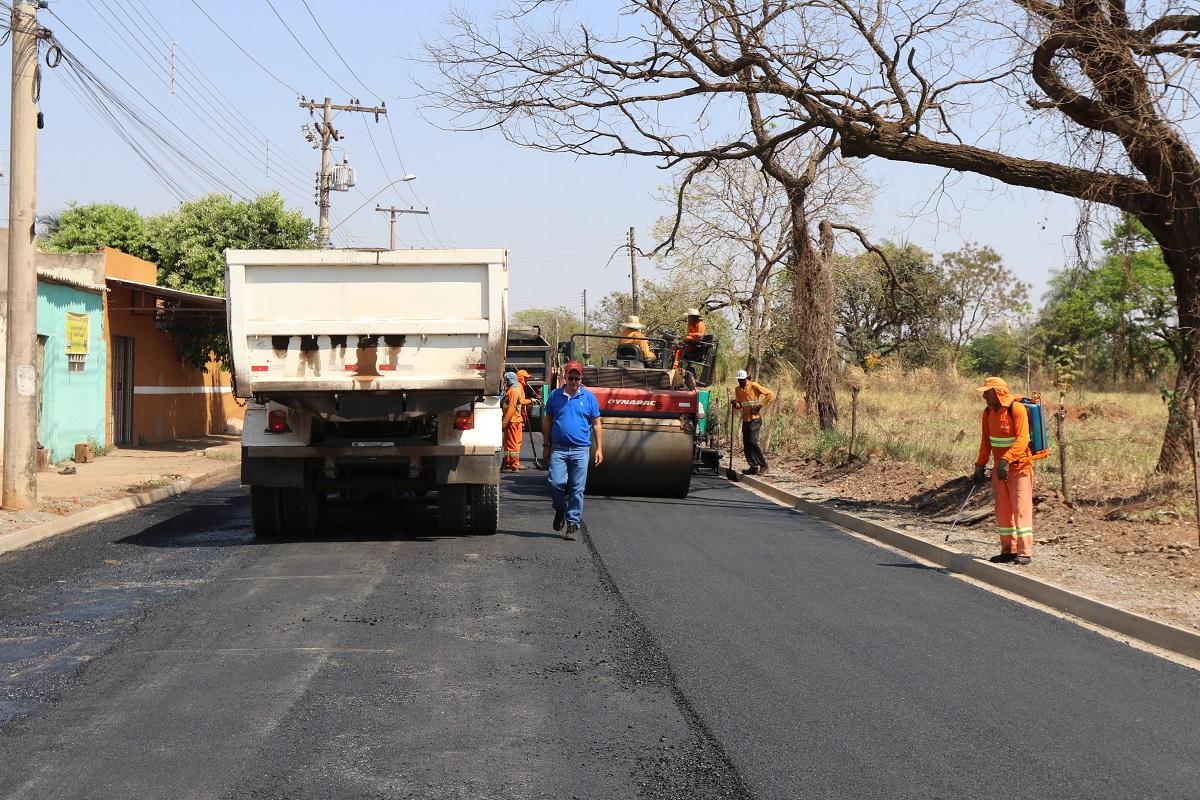 OBRAS CONTINUAM: recapeamento da Vila Piloto segue dentro do cronograma