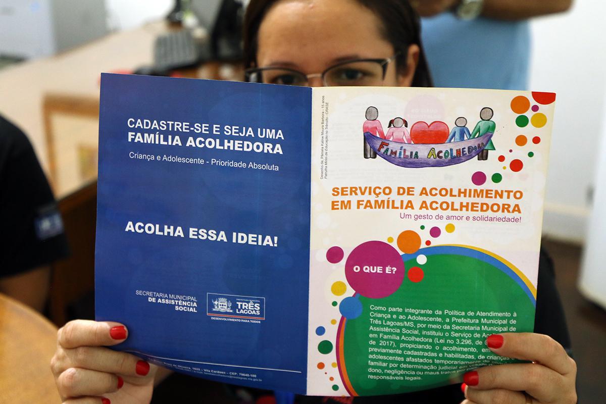 “Família Acolhedora – o que é e como aderir” – será assunto de Roda de Conversa da Assistência Social de Três Lagoas
