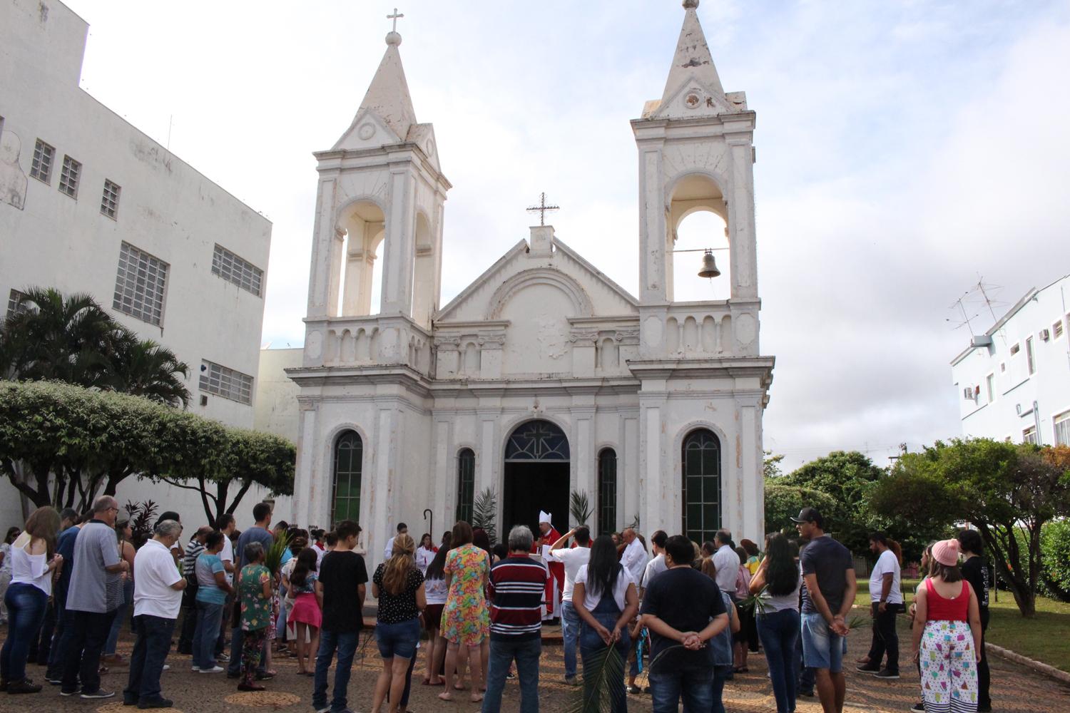 Igreja Católica convoca fiéis para 24 horas de oração pela prevenção do suicídio e a valorização da vida Igreja Católica convoca fiéis para 24 horas de oração pela prevenção do suicídio e a valorização da vida